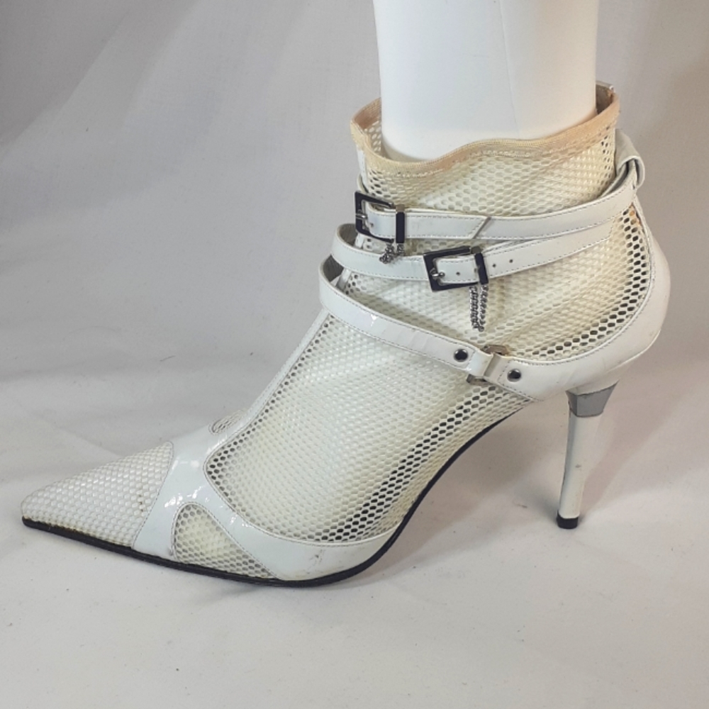 Rodolphe Menudier white patent leather and white mesh heels vintage Y2K
